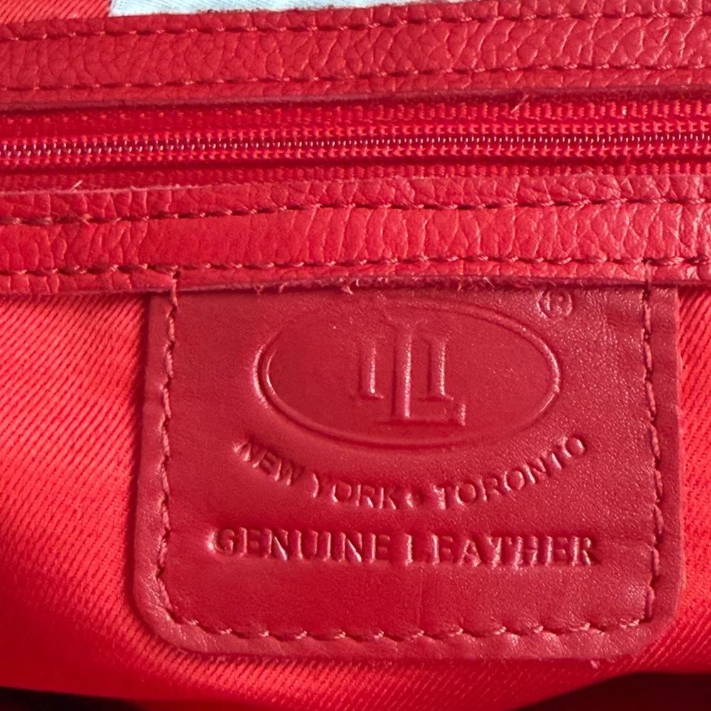 Chic Red Leather Lederer De Paris Tote Bag with free shipping! - Picture 3 of 7